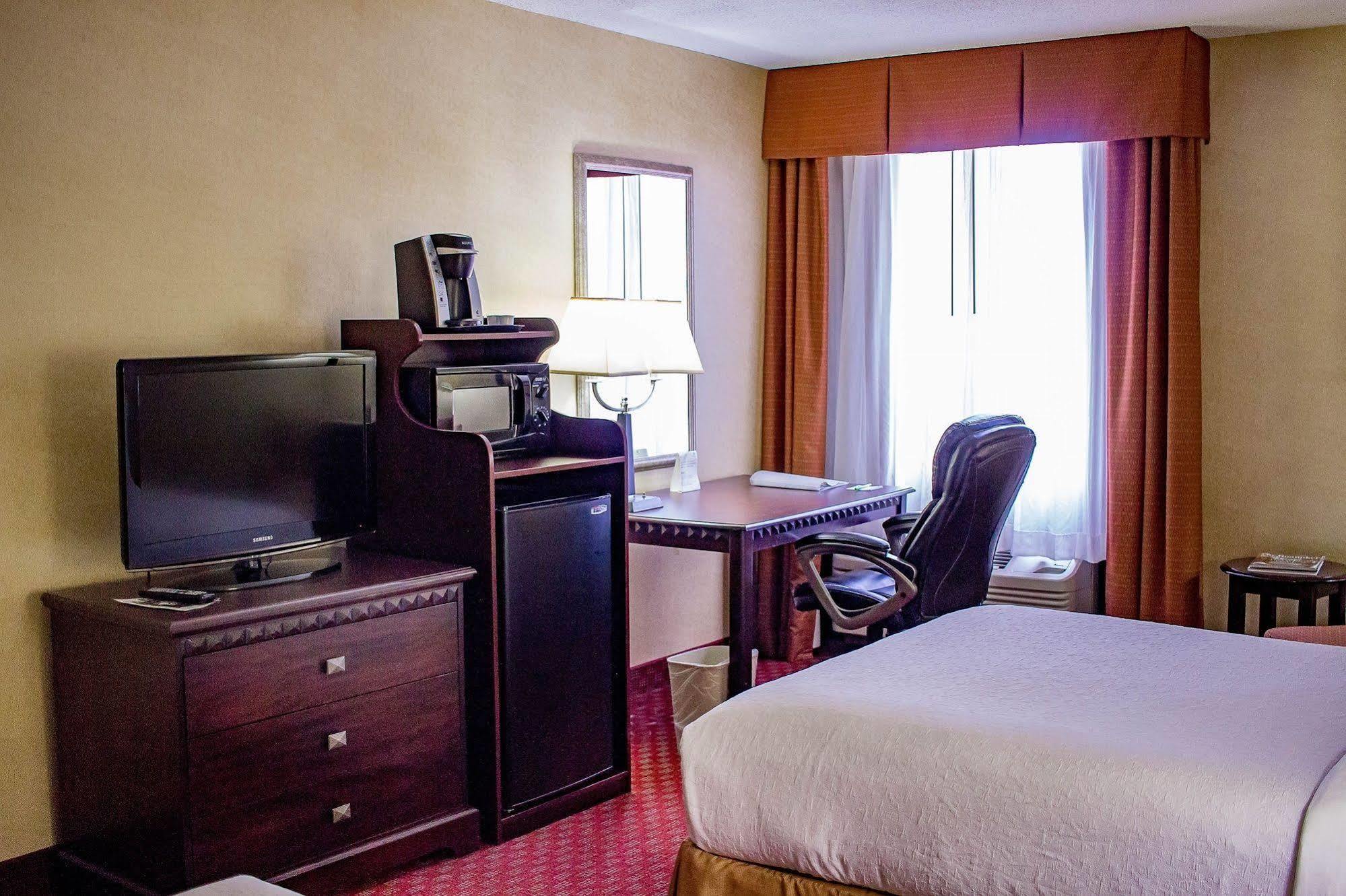 Holiday Inn Roanoke Airport - Conference Ctr By Ihg Extérieur photo